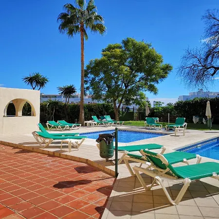 דירה Club Playa Flores 304 *